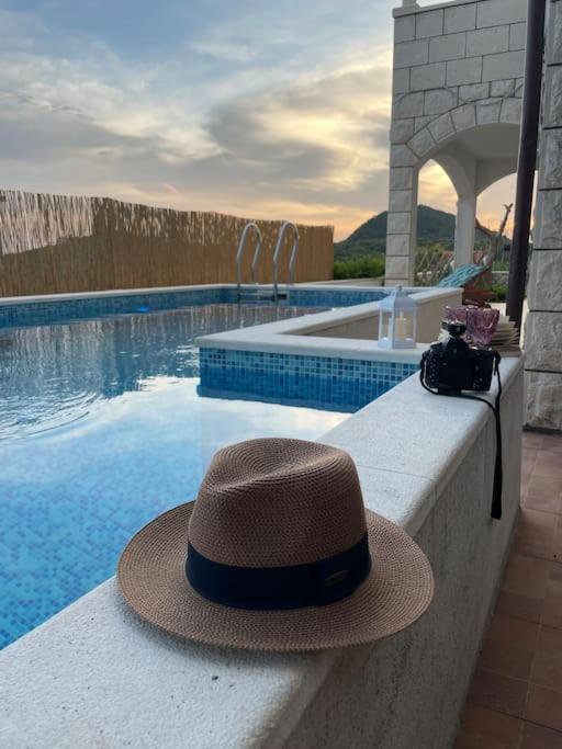 Wave N' Sea With A Private Pool * Ragusa