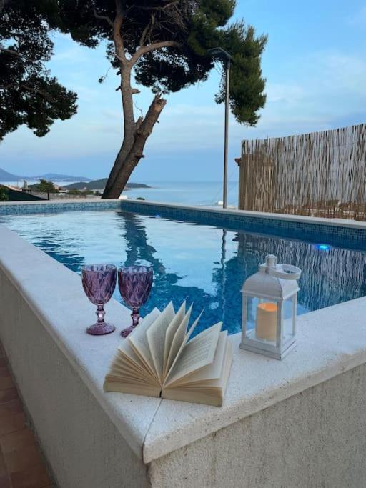 Wave N' Sea With A Private Pool