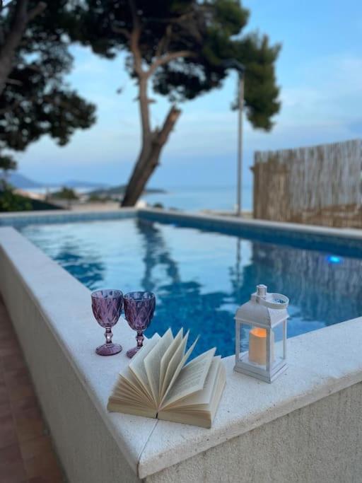 Appartamento Wave N' Sea With A Private Pool