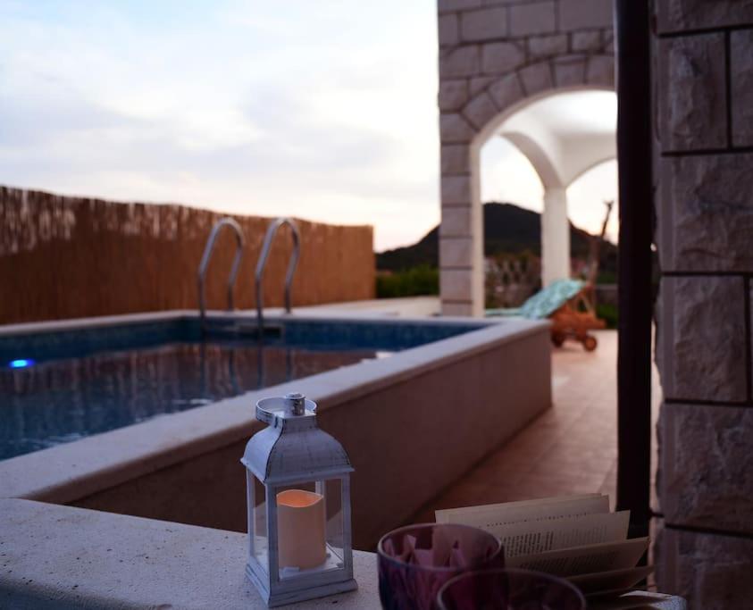 Wave N' Sea With A Private Pool