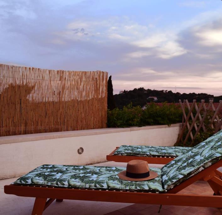 Wave N' Sea With A Private Pool Appartamento